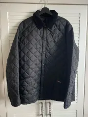 BARBOUR INTERNATIONAL キルト ジャケットのサムネイル