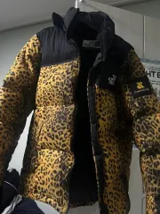 THE NORTH FACE ザノースフェイス ケースStudy ヒョウ柄 レオパード Nuptse(ヌプシ)のサムネイル