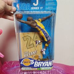 未開封】NBAフェギュア マクファーレントイズ NBAシリーズ11/コービー