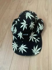 正*帝様 HUF インテリア ラグ カーペット ノベルティ レア商品 - メルカリ