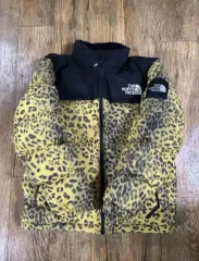 THE NORTH FACE ザノースフェイス ノベルティ ヌプシ ダウン ジャケット ヒョウ柄 レオパードのサムネイル