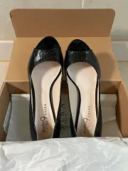 SAERA パンプス 金パール 250(新品)