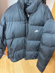 Nike ブラック ダウンジャケット スタイル: IB2976-010 - メルカリ