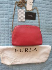 FURLA レッドショルダーバッグ 酒々井アウトレット購入 - メルカリ