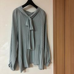 美品】Perfume Closet プリーツ ハイネックオーバーサイズブラウス 