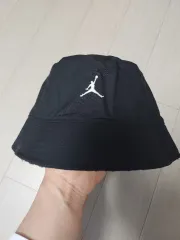 ナイキ ファー リバーシブル 帽子 (新品)