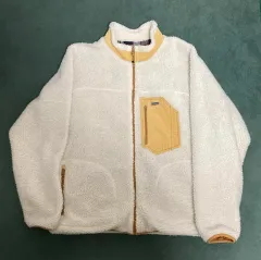 XL ゴールデンベア 白 フリース アウターのサムネイル