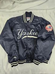 MLB ヤンキース ロゴ スタジャン USA古着 90 ワッペン ネイビー 野球