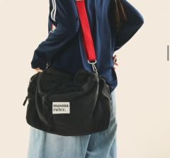 THROW】ESQWE MESSENGER バッグ 新品未使用 タグ付き - メルカリ
