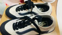 VANS コンフィクッシュ スニーカー
