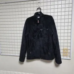 （ほぼ新品）フィラ フリースジャケット（남작은95）のサムネイル