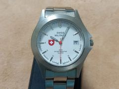 SWISS MILITARYクロノグラフ 腕時計1790M SWISS MADE - メルカリ