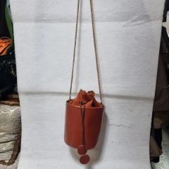 極美品】MARY AL TERNA ムーン ショルダーバッグ オレンジ 巾着型 