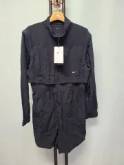 新品/NIKE シティ レディ トレーナー オールインワン sのサムネイル