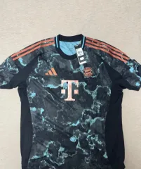 FCバイエルン・ミュンヘン UNIフォーム L 新品