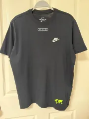 ナイキの半袖Tシャツ