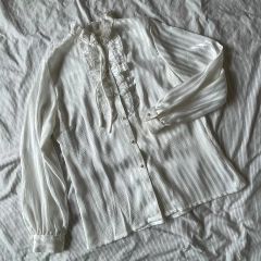 Riu Raffle ribbon blouse ブラック Rちゃん - メルカリ