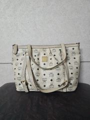 MCM ロゴプリント 大容量トートバッグ - メルカリ