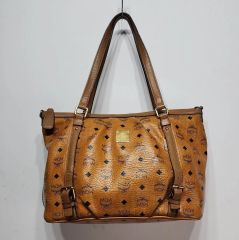 MCM ロゴプリント ブラウン トートバッグ2 way 可能 - メルカリ