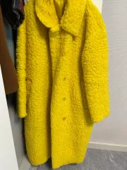 コス COS テディコートのサムネイル
