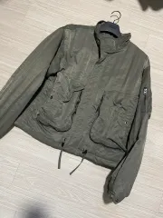 UNAFFECTED パデッド ジップ ブルゾン