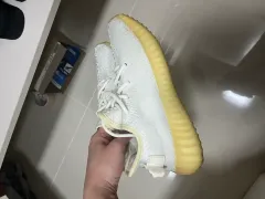 アディダス イージーブースト 350 V2本