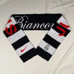 ナイキ ユヴェントス サッカー マフラーのサムネイル