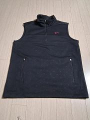 NIKE AIR JORDAN ジップアップ ベスト ブラック レッド - メルカリ