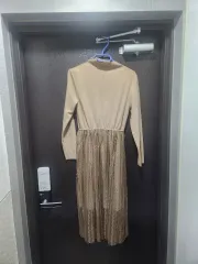 モックネックニットワンピース