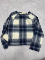 90 Abercrombie アバクロンビーのサムネイル