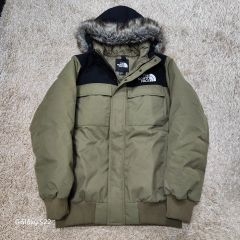 し*り様 【新品】ノースフェイス ストーバージャケット ダウン Mサイズ
