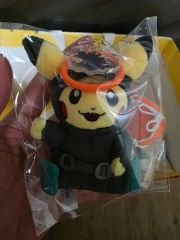 韓国限定】ジャイアンツ ピカチュウコラボ キーリングぬいぐるみ
