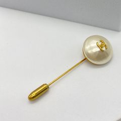K18 淡水パール ブローチ 真鍮(ピン部分) 顔デザイン - メルカリ