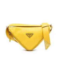 プラダ 三角ロゴプレート トライアングル ショルダーバッグ イエロー レザー サフィアーノレザー レディース PRADA【1-0232677】