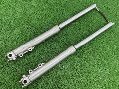 NSR250 MC28SP フロントフォーク - メルカリ