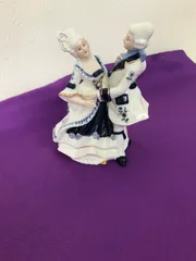 OEI 西洋風陶器人形　フィギュリン　貴婦人　紳士　2体セットのサムネイル