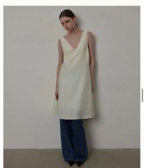ワンピース ENOF ace v cut onepiece ecru 02 ENOF ace v cut onepiece. - メルカリ
