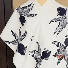 竺仙　神崎恵さん着用　綿紅梅　浴衣　乱菊 竺仙 神崎恵さん着用 綿紅梅 浴衣 乱菊 - メルカリ