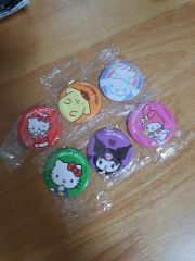 宇佐美リト サンリオキャラクターズ キラキラ缶バッジ9個セット