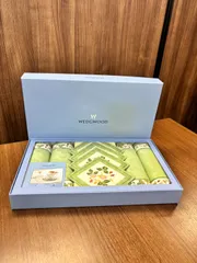 【新品未使用】ウェッジウッド ワイルドストロベリー ティーマット＆コースター 各4枚セット