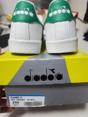 希少】Diadora 1984 スタッズ スニーカー オレンジ Y2K - メルカリ
