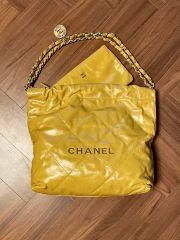 CHANEL22 スモール キルティングレザーショルダーバッグ ベージュ