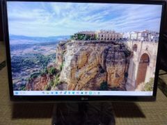新品未使用】LG 17インチ タッチパネルモニター 17BR30T 本体 - メルカリ