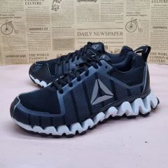 希少レア Reebok ZigTech スニーカー ブラック レッド - メルカリ