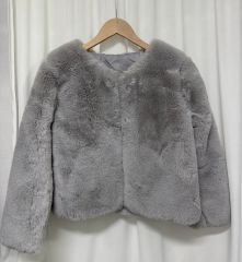 ケコ様専用【美品】TO BE CHIC フェイクファージャケット | Mercari