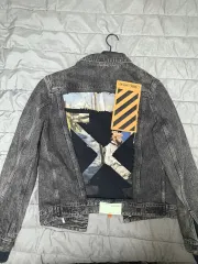 M オフホワイト ブラックデニムジャケット U名画 出品のサムネイル