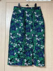 CHANEL マルチカラー 花柄 シルク タイトスカート 42 - メルカリ