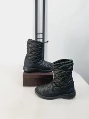 THE NORTH FACE ザノースフェイス ブーツ キルティング ダウン 防寒靴 ブラック 240