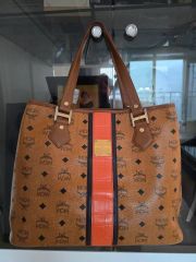 HK6】 MCM エムシーエム 大容量トートバッグ A3サイズOK! - メルカリ
