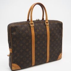 ルイヴィトン ポルトドキュマン ヴォワヤージュ モノグラム M53361